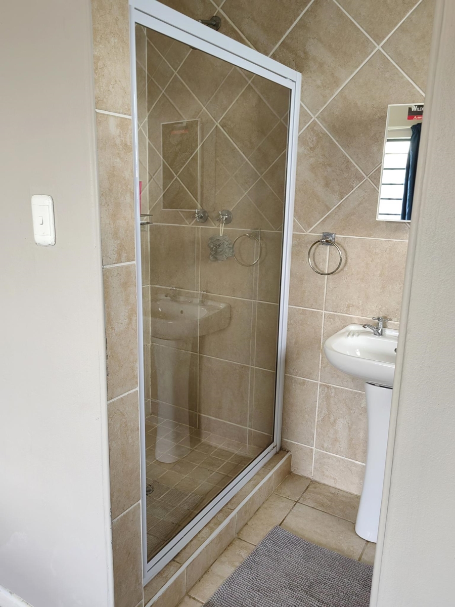 2 Bedroom Property for Sale in Fountains Estate Eastern Cape